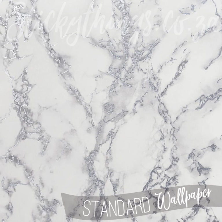 Close up of the metallic accent detail in the marble wallpaper